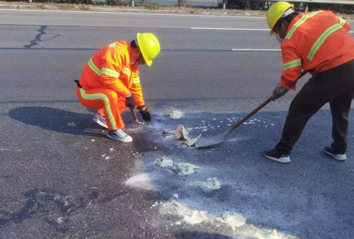 碧江公路下沉注浆加固